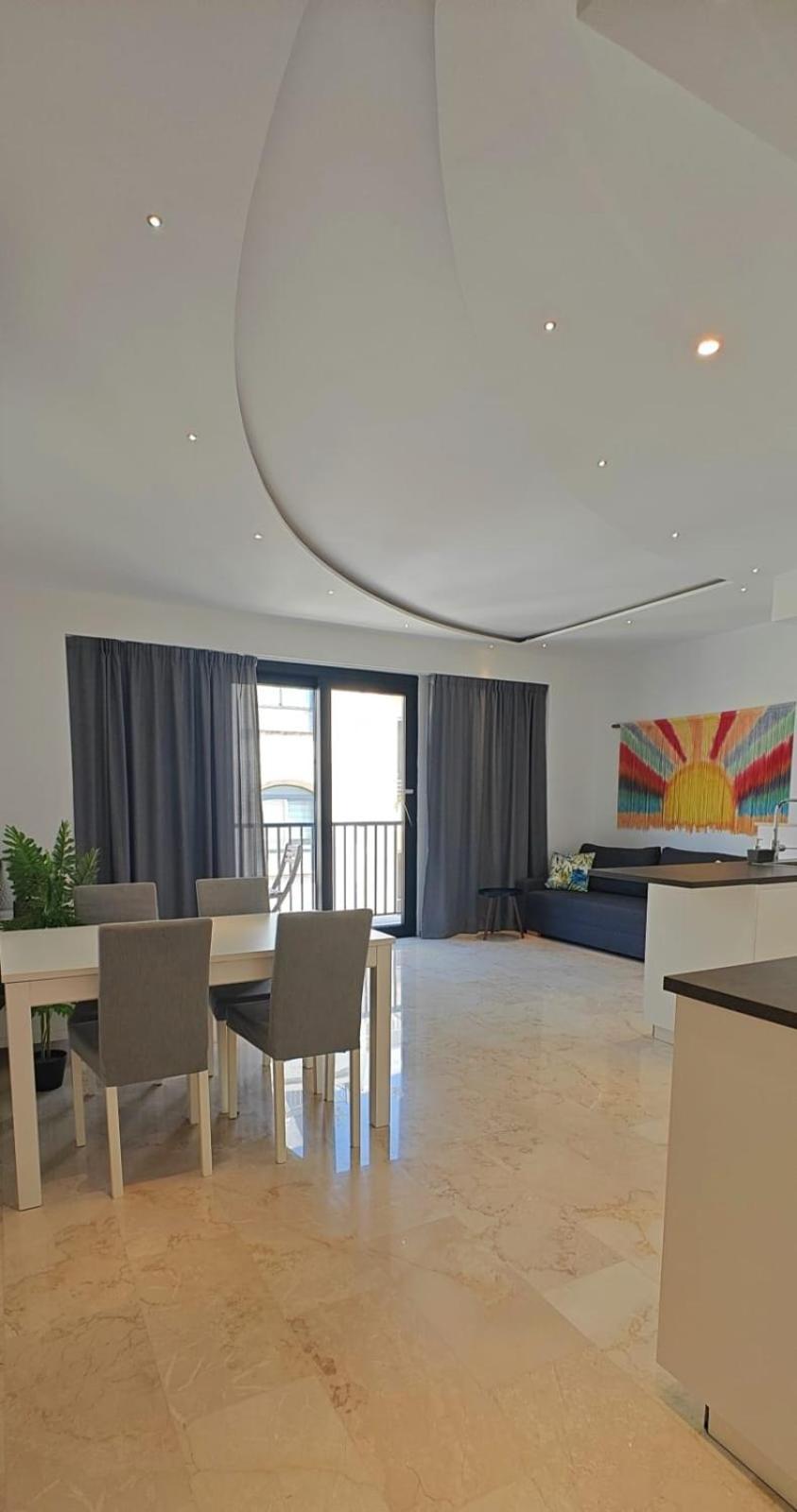 Luxury Garden View At Spinola Bay St Julians Apartment Saint Julian's Ngoại thất bức ảnh
